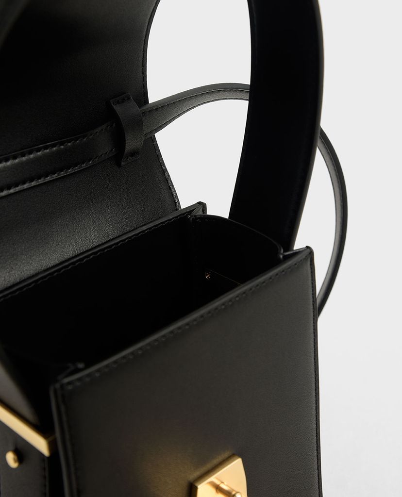 CHARLES & KEITH - Túi đeo chéo nữ chữ nhật Elongated Front Flap