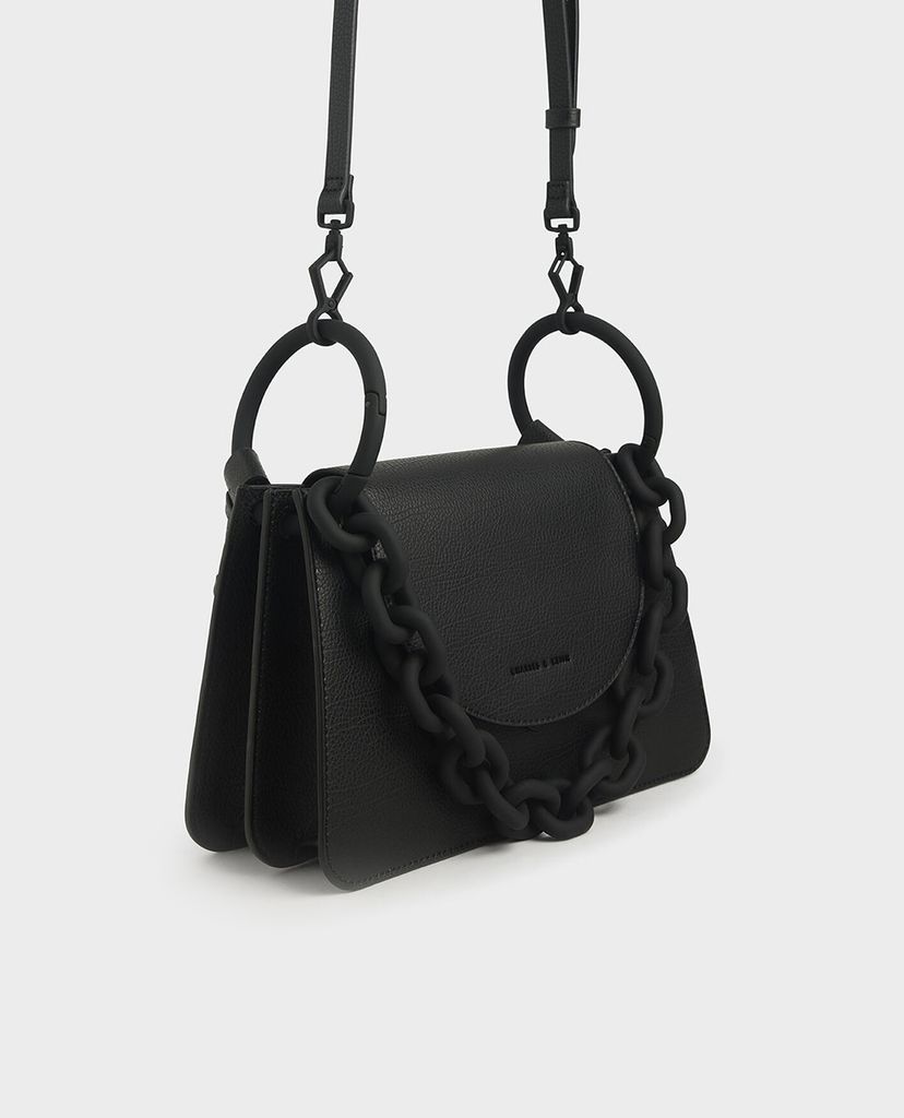 CHARLES & KEITH - Túi đeo vai nữ hình thang Chunky Chain Link