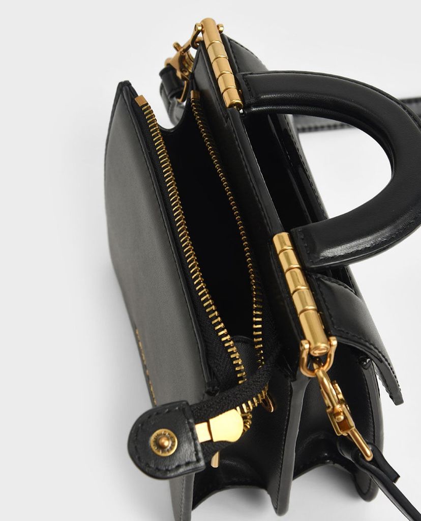 CHARLES & KEITH - Túi xách tay nữ hình vuông Top Envelope