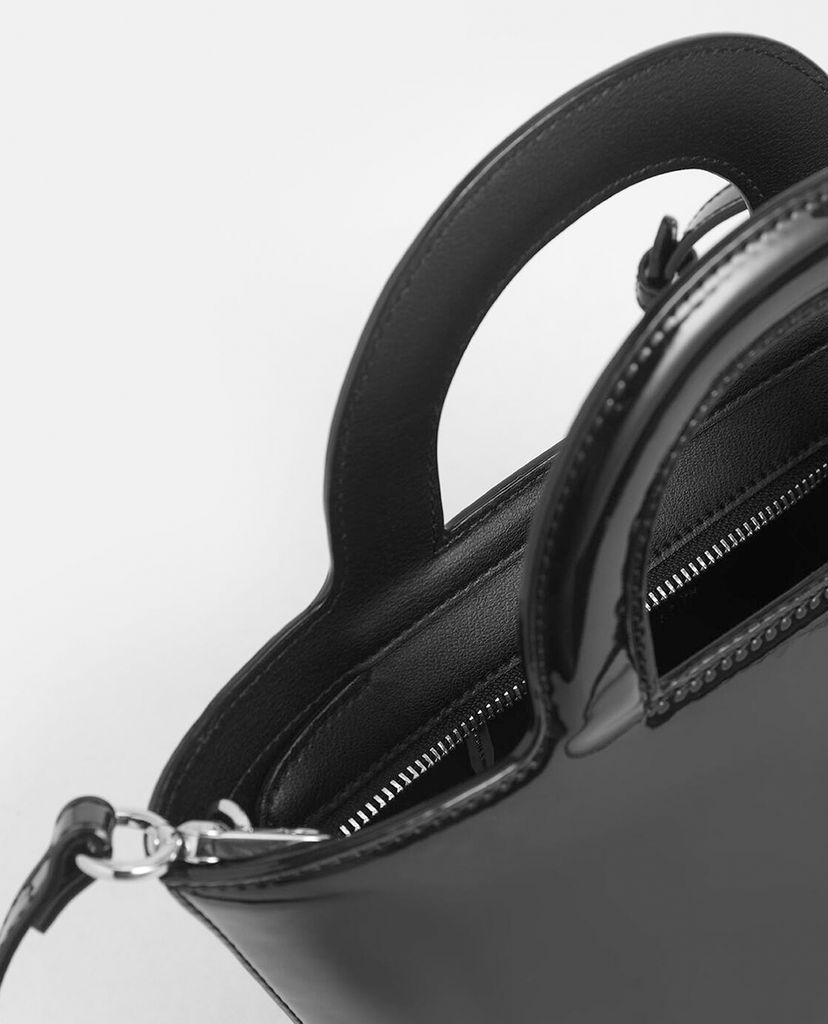 CHARLES & KEITH - Túi xách tay hình thang Textured Trapeze