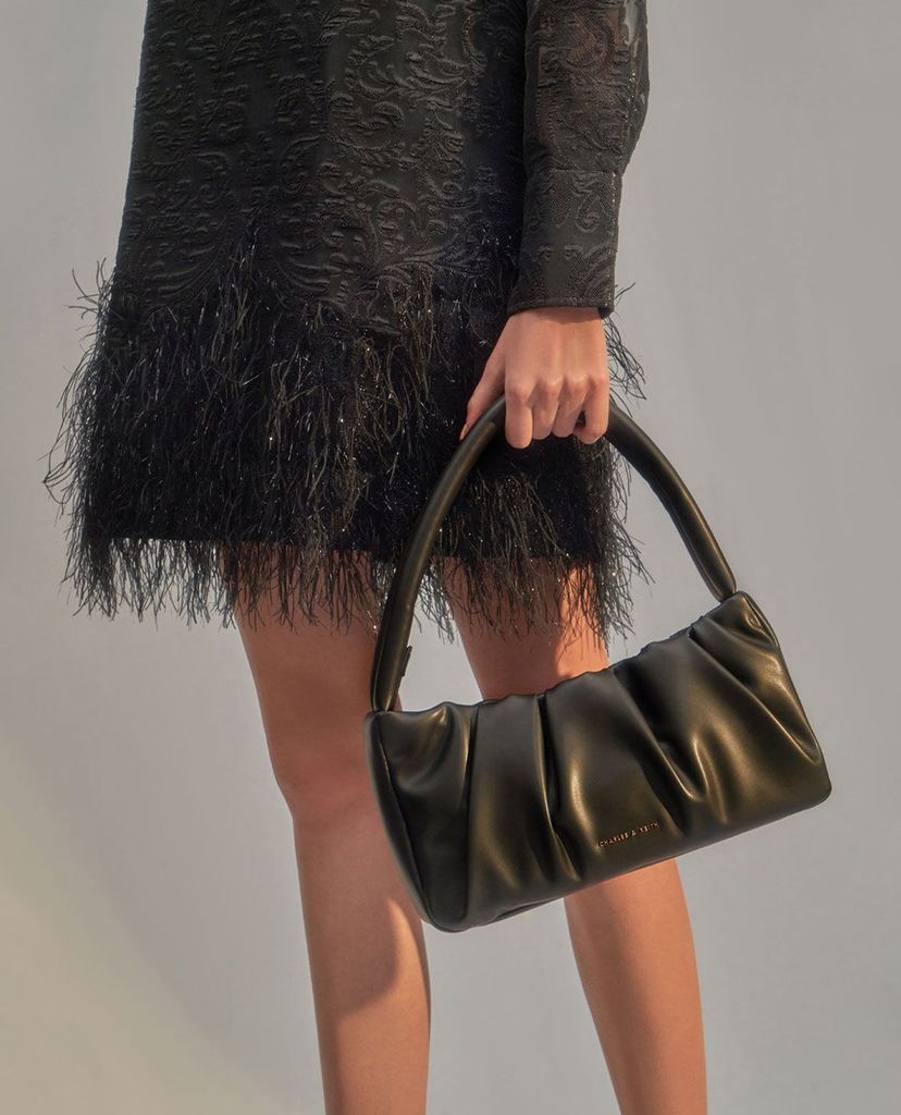 CHARLES & KEITH - Túi xách nữ phom chữ nhật Ruched