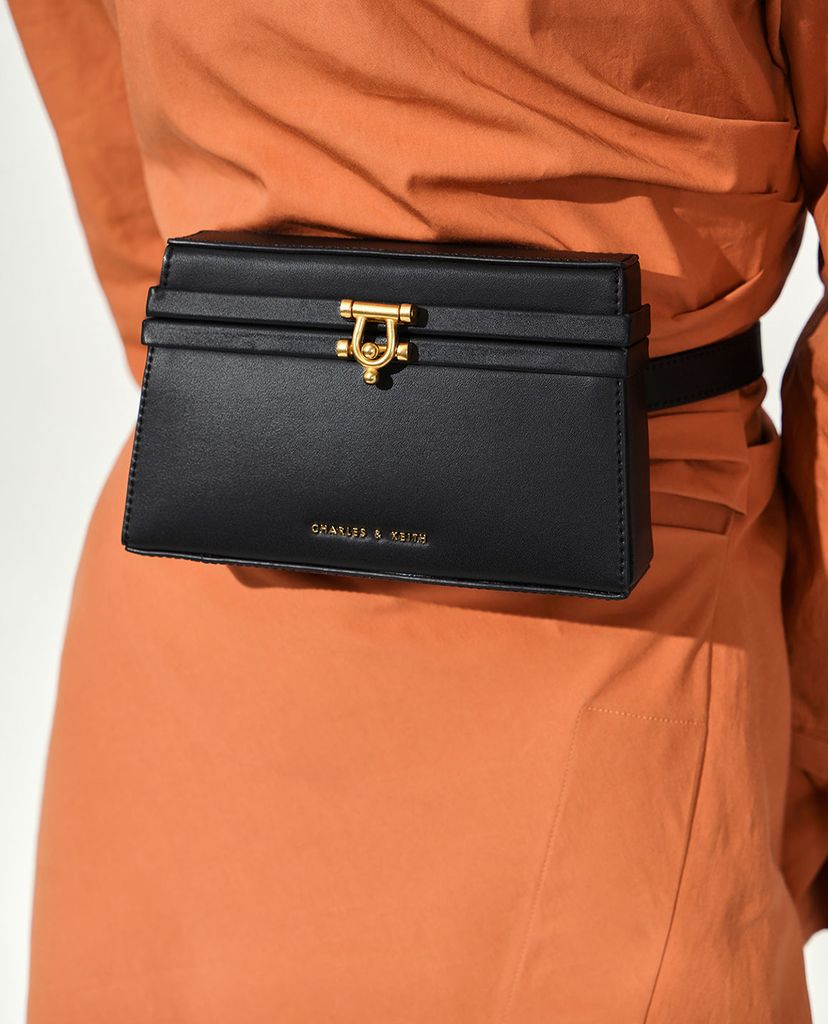 CHARLES & KEITH - Túi đeo hông hình thang Croc Effect Trapeze