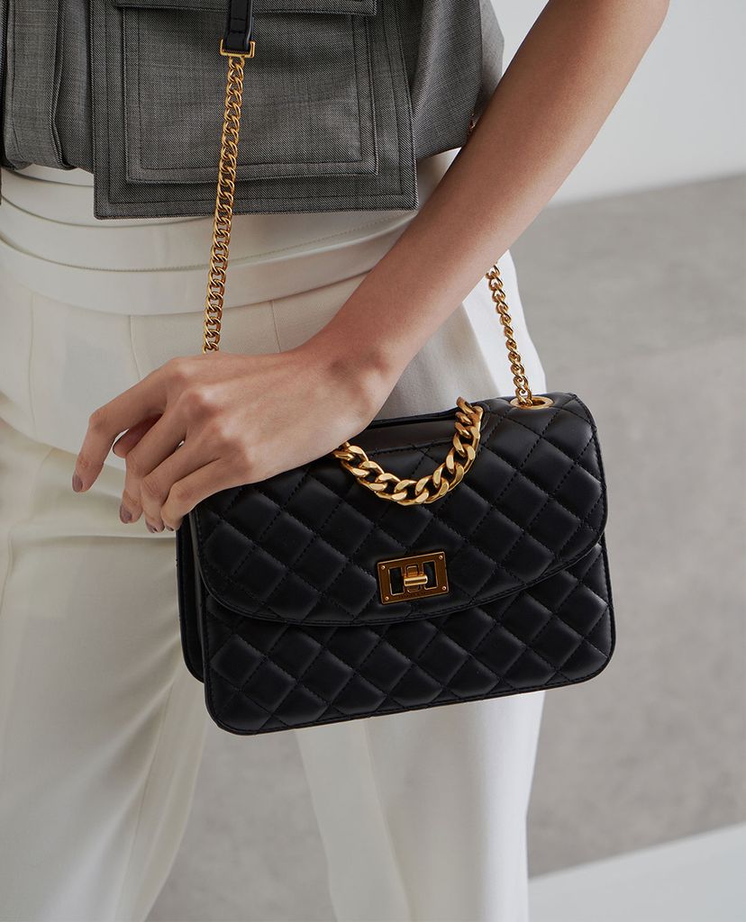 CHARLES & KEITH - Túi đeo chéo nữ chữ nhật Quilted Turn Lock