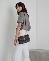 CHARLES & KEITH - Túi đeo chéo nữ chữ nhật Quilted Turn Lock