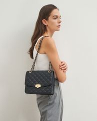 CHARLES & KEITH - Túi đeo vai nữ chữ nhật Quilted Chain Strap