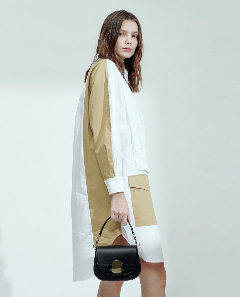 CHARLES & KEITH - Túi đeo chéo Metal Accent