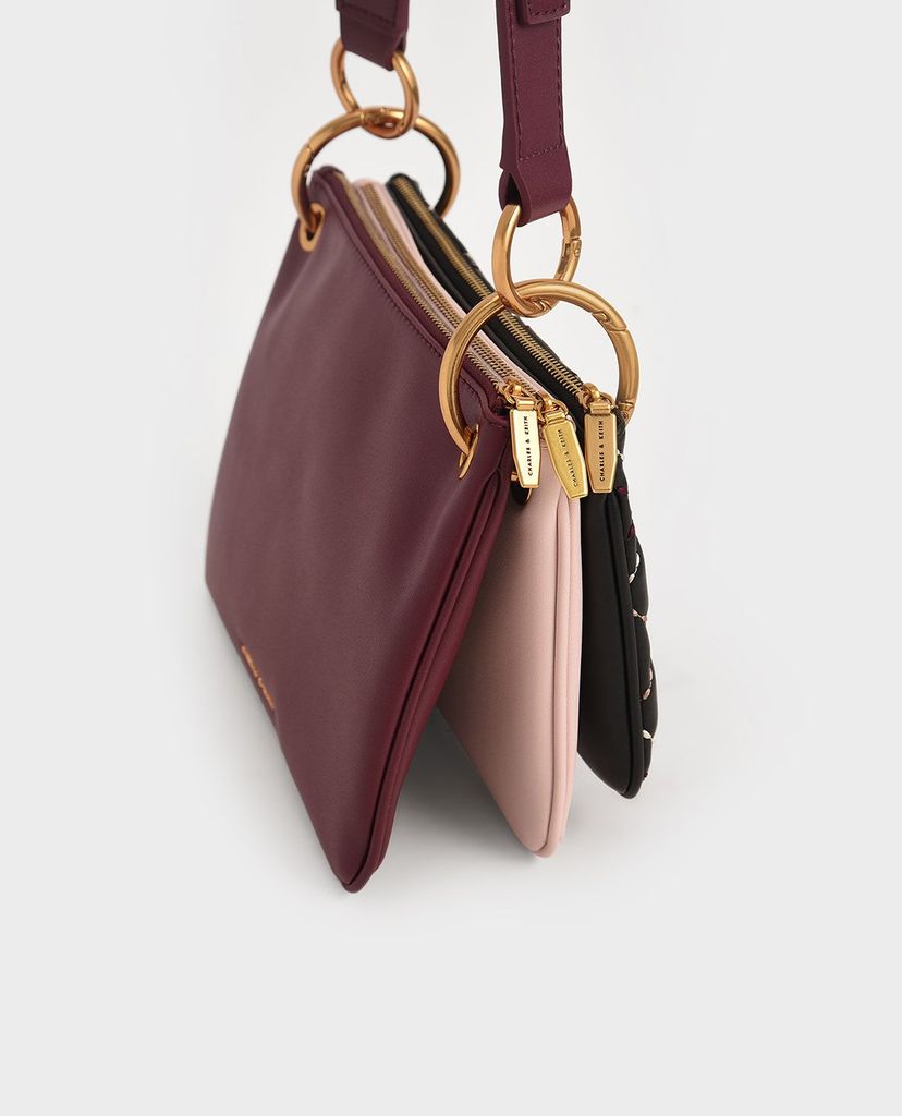 CHARLES & KEITH - Túi đeo chéo nữ tay cầm bằng kim loại thời trang