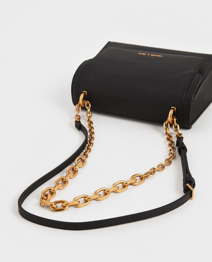 CHARLES & KEITH - Túi đeo chéo nữ hình chữ nhật Chain Handle