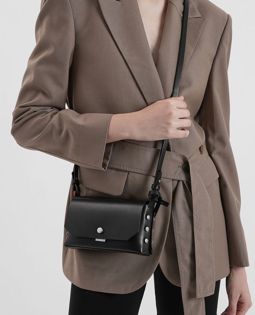 CHARLES & KEITH - Túi đeo chéo chữ nhật Mini Reversible Front Flap