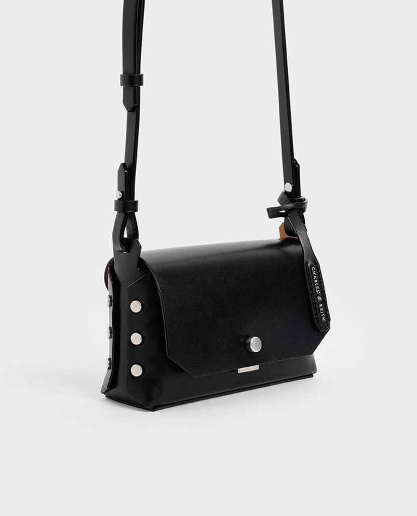 CHARLES & KEITH - Túi đeo chéo chữ nhật Mini Reversible Front Flap