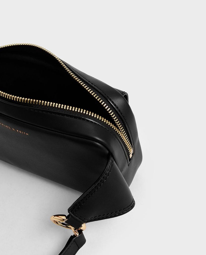 CHARLES & KEITH - Túi đeo chéo chữ nhật Quilted Rectangular