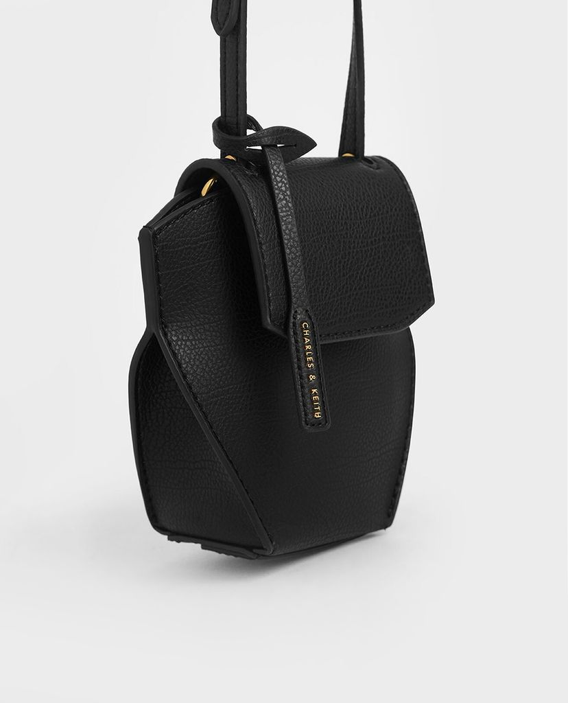 CHARLES & KEITH - Túi đeo chéo nữ đa giác Geometric