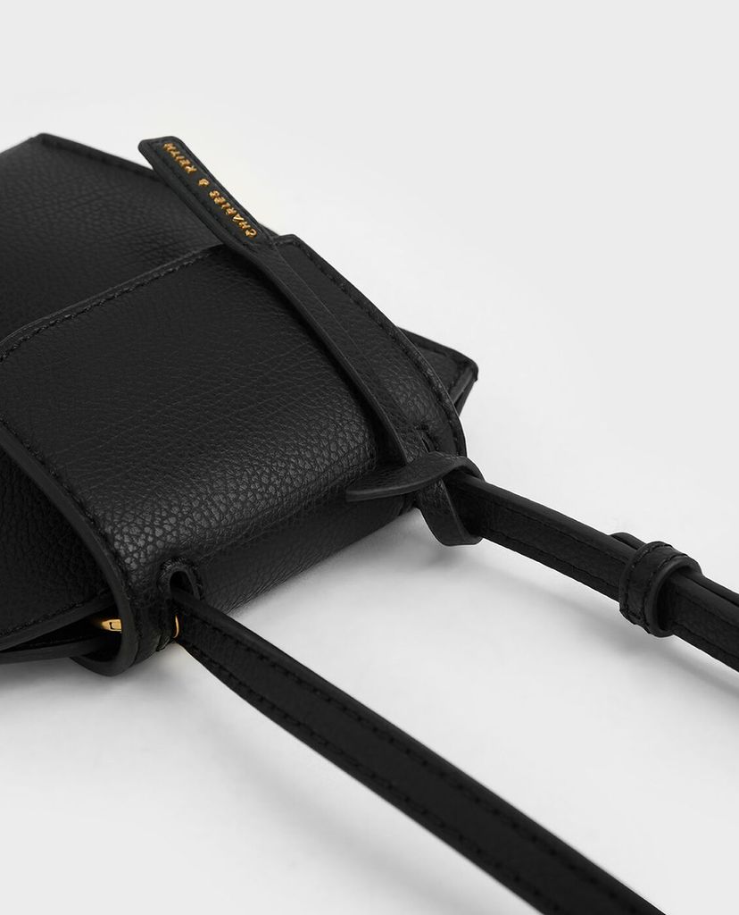 CHARLES & KEITH - Túi đeo chéo nữ đa giác Geometric