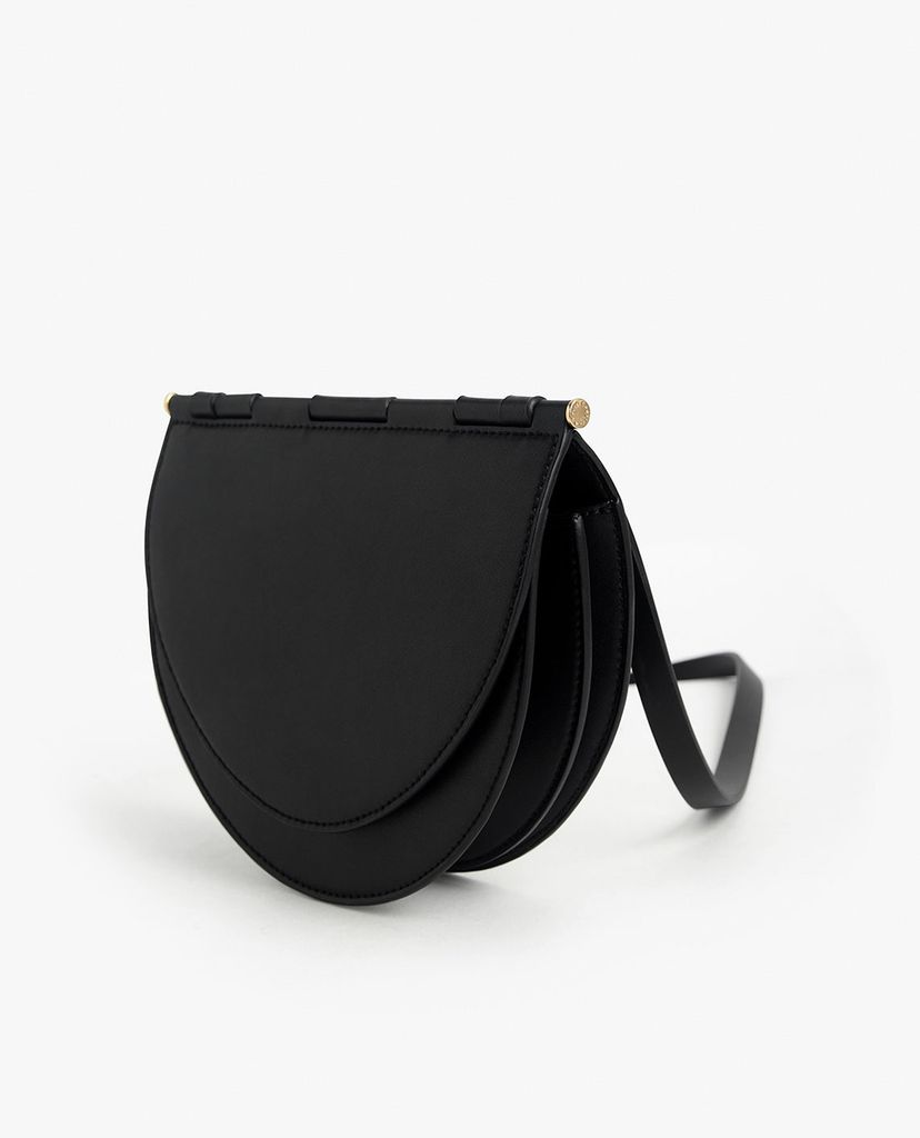 CHARLES & KEITH - Túi đeo chéo hình bán nguyệt Semi Circle Crossbody