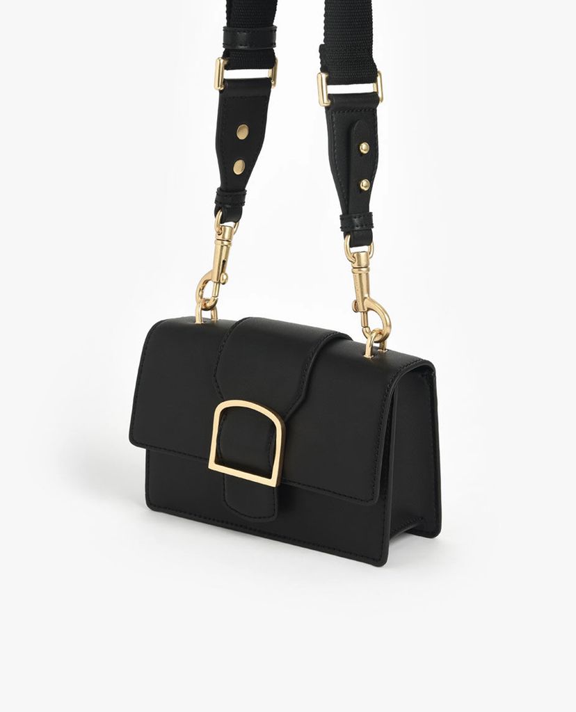 CHARLES & KEITH - Túi đeo chéo nữ chữ nhật Metallic Buckle