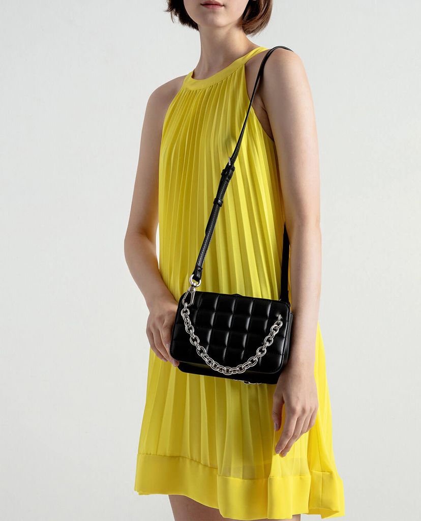 CHARLES & KEITH - Túi đeo vai Chunky Chain Strap Quilted