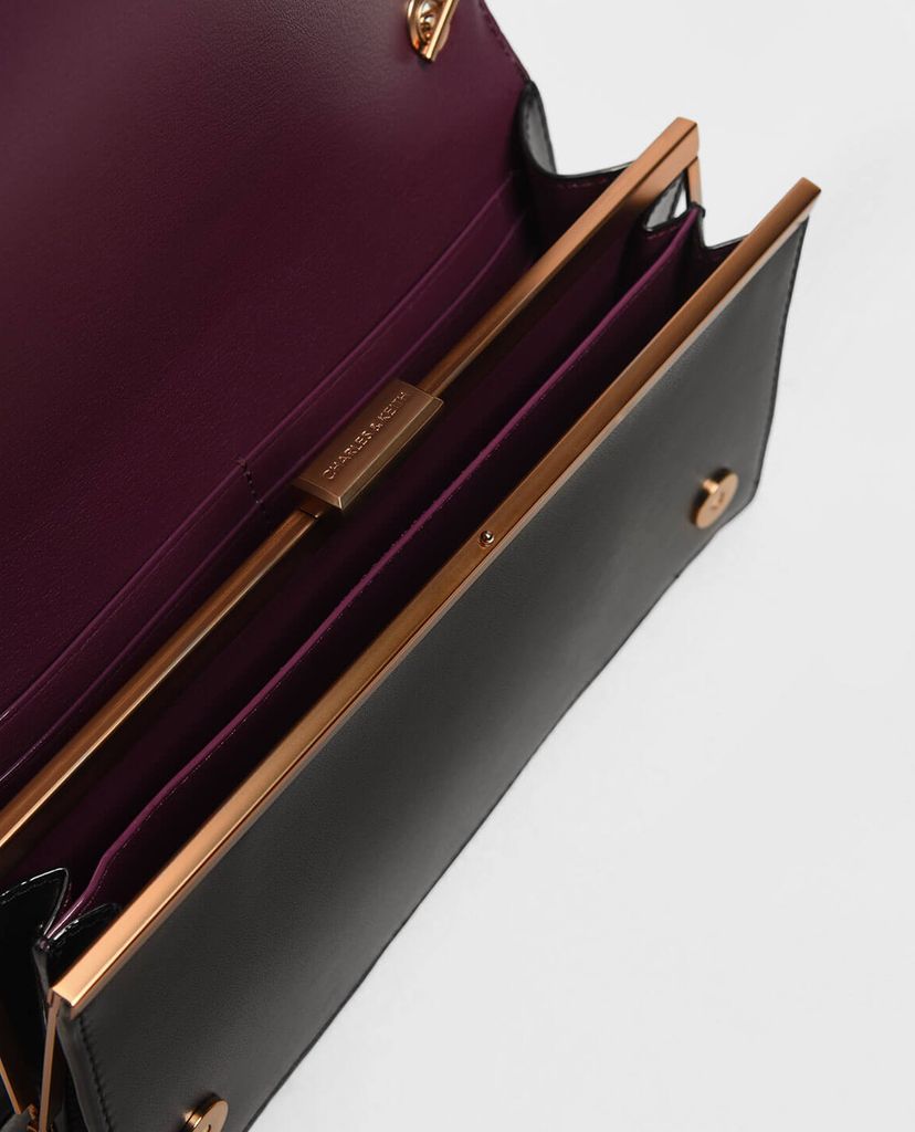 CHARLES & KEITH - Ví cầm tay Gem Encrusted
