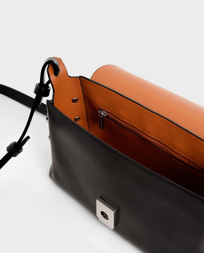 CHARLES & KEITH - Túi đeo chéo Reversible Front Flap