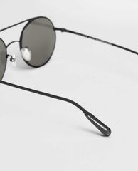 CHARLES & KEITH - Kính mát nữ gọng tròn Semi Precious Stone Shades