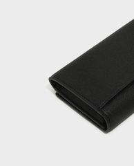 CHARLES & KEITH - Ví cầm tay nữ chữ nhật Basic