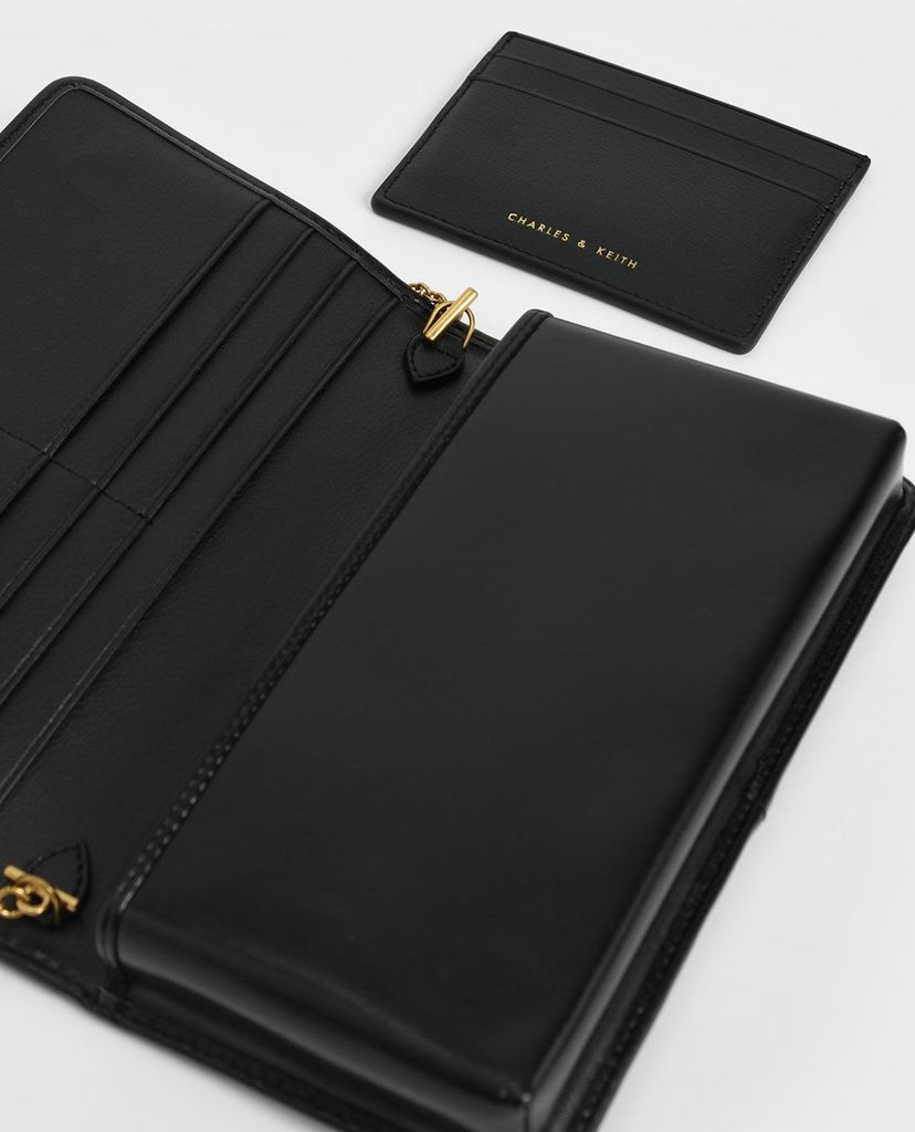 CHARLES & KEITH - Ví nữ phom chữ nhật dài Mini Front Flap