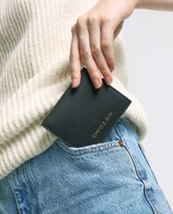 CHARLES & KEITH - Ví nữ mini dạng gập Zip Around