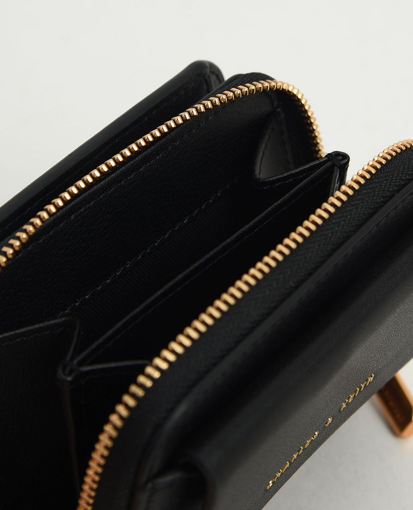 CHARLES & KEITH - Ví nữ phom vuông nhỏ gọn