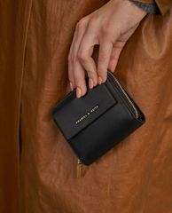 CHARLES & KEITH - Ví nữ phom vuông nhỏ gọn