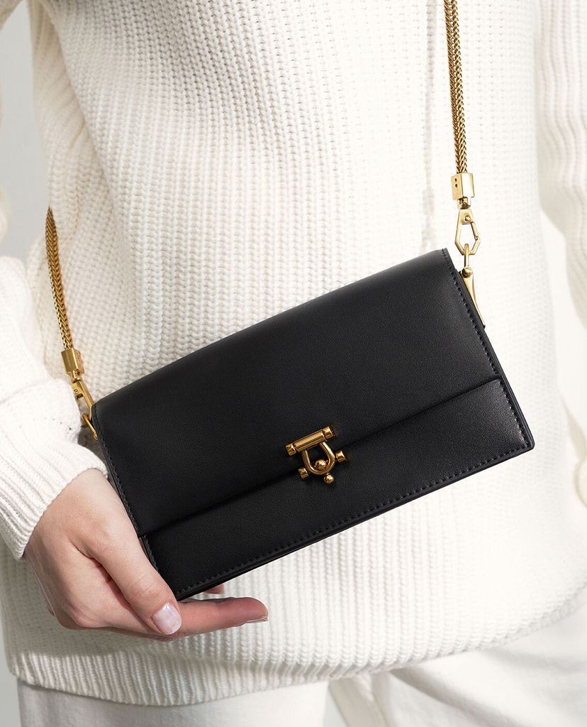 CHARLES & KEITH - Ví cầm tay nữ chữ nhật Two Tone Metallic Accent