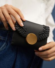 CHARLES & KEITH - Ví nữ mini dạng gập Stitch Trim