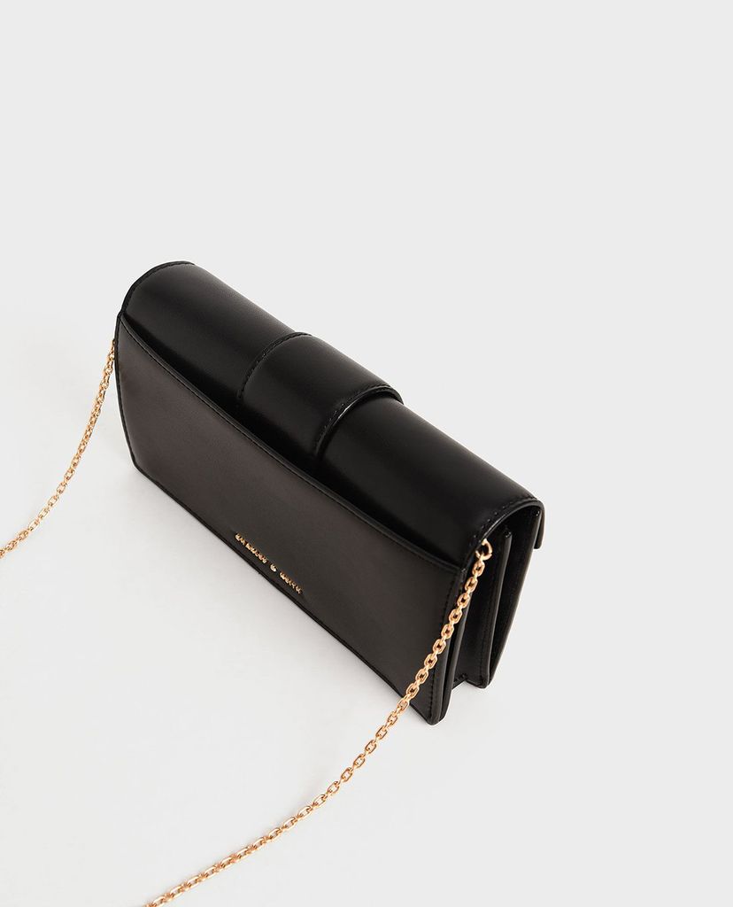 CHARLES & KEITH - Ví cầm tay nữ chữ nhật Metallic Buckle