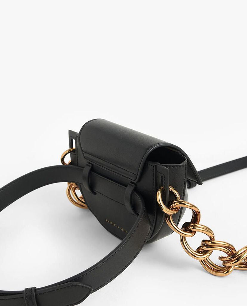 CHARLES & KEITH - Túi đeo chéo nữ hình bán nguyệt Mini Saddle