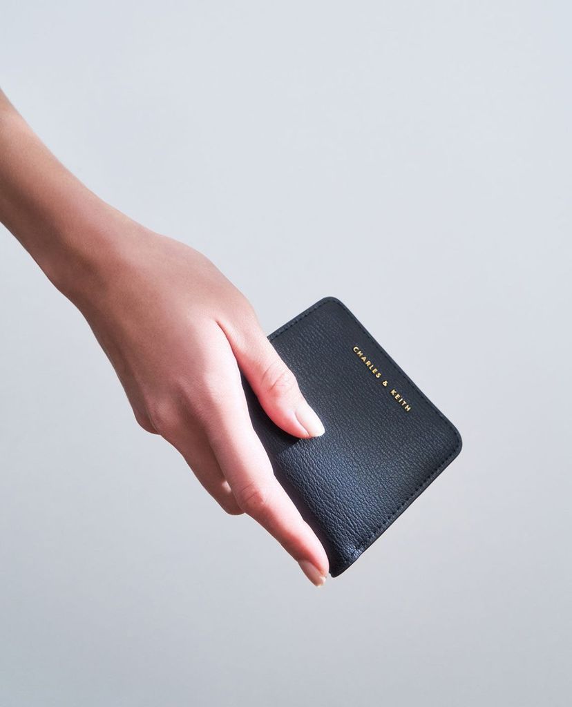 CHARLES & KEITH - Ví đựng name card nữ Zip Around