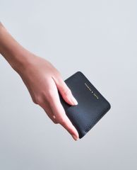 CHARLES & KEITH - Ví đựng name card nữ Zip Around