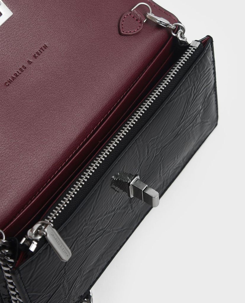 CHARLES & KEITH - Ví cầm tay nữ chữ nhật Wrinkled Effect