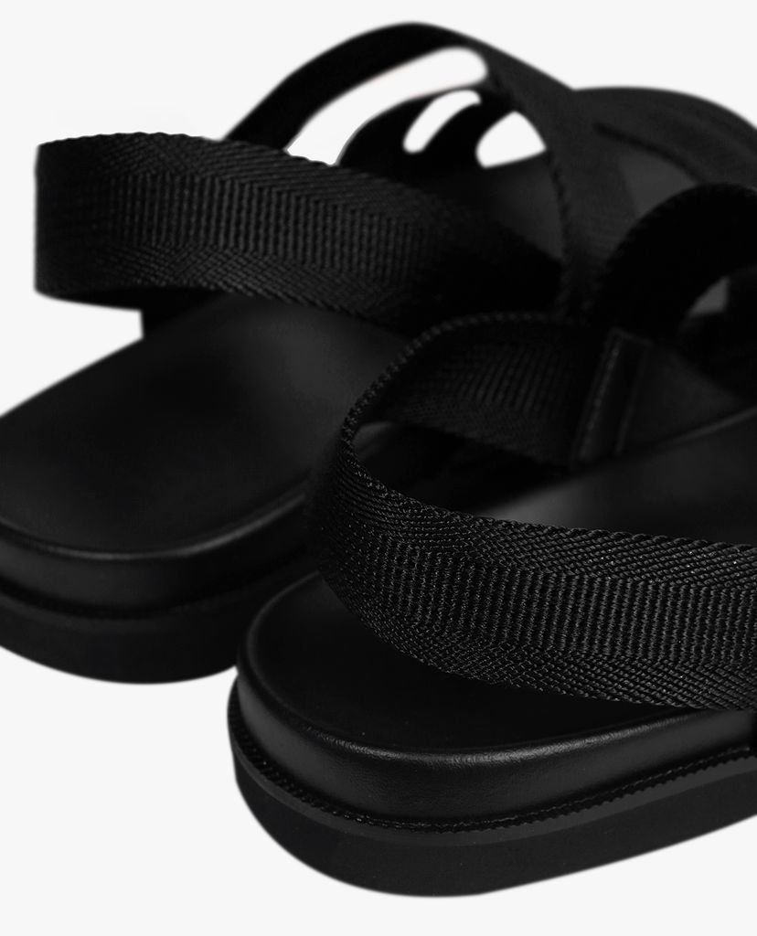 Sandal nam quai ngang Multi Strap