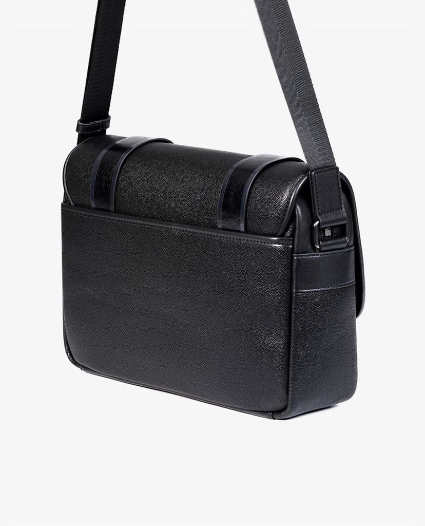 Túi đeo chéo nam nắp gập Casual Messenger