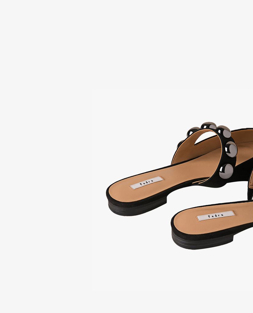 PEDRO - Giày đế bệt nữ mũi nhọn hở gót Studded Slip On