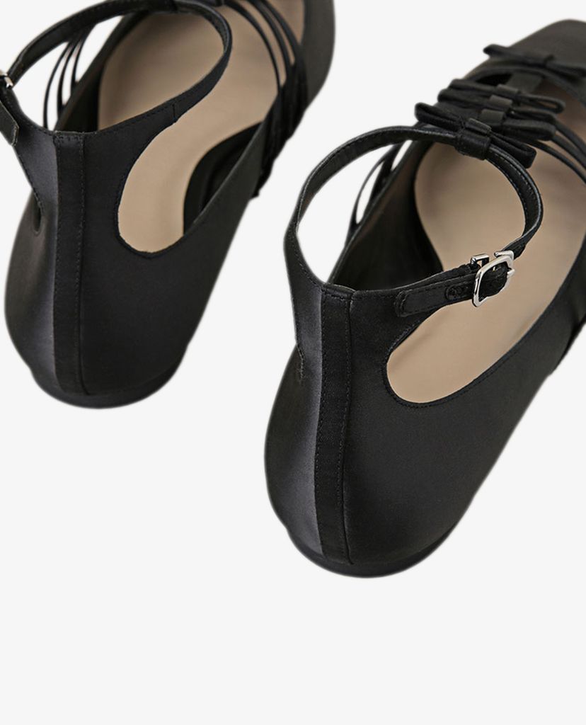 PEDRO - Giày đế bệt nữ mũi nhọn phối quai mảnh Ankle Strap Ribbon