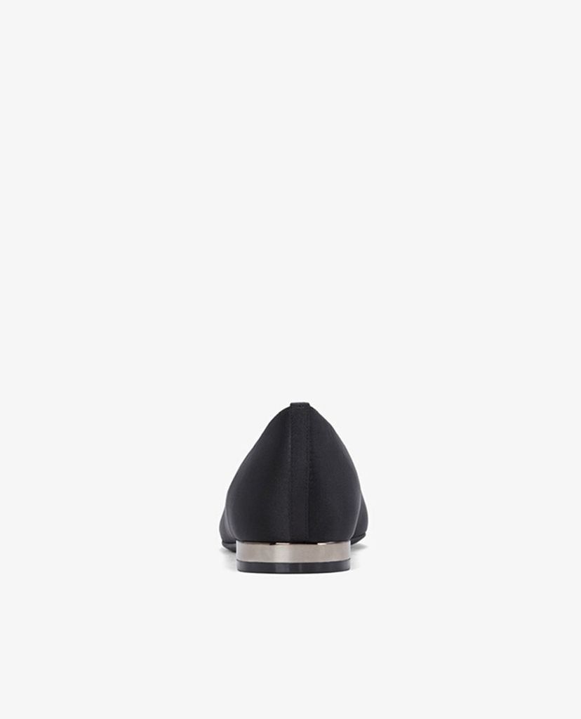 PEDRO - Giày đế bệt nữ đính cườm Metal Tassel