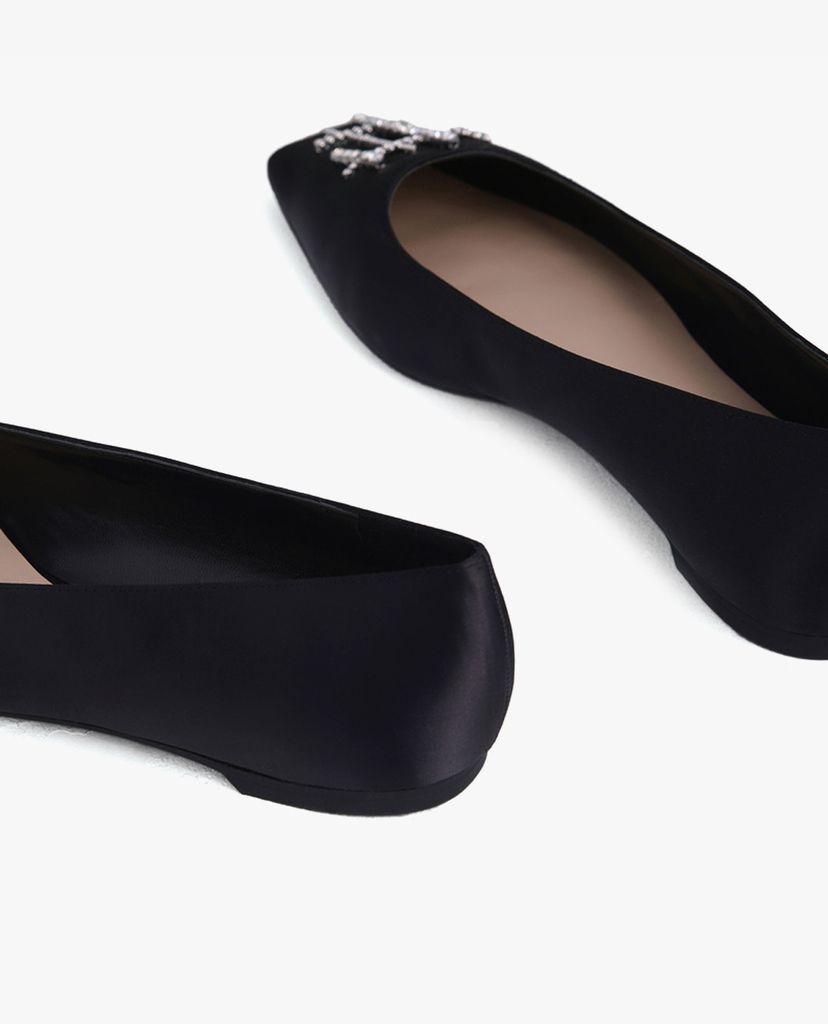 PEDRO - Giày đế bệt mũi vuông Gem Embellished