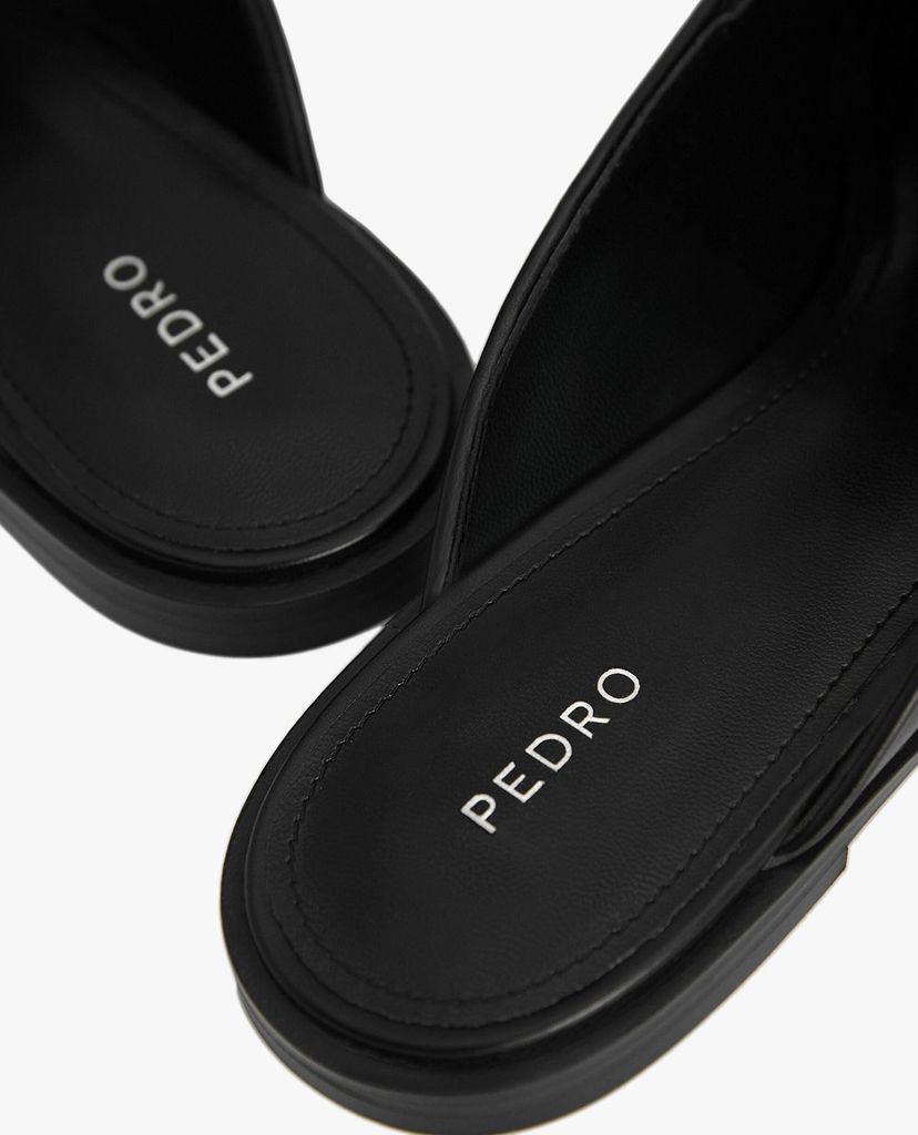 PEDRO - Giày đế bệt nữ mũi vuông Buckle Embellished