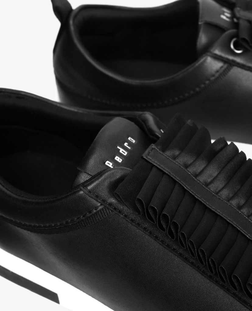 Giày sneaker nữ cổ thấp Pleats Embellished Glitter