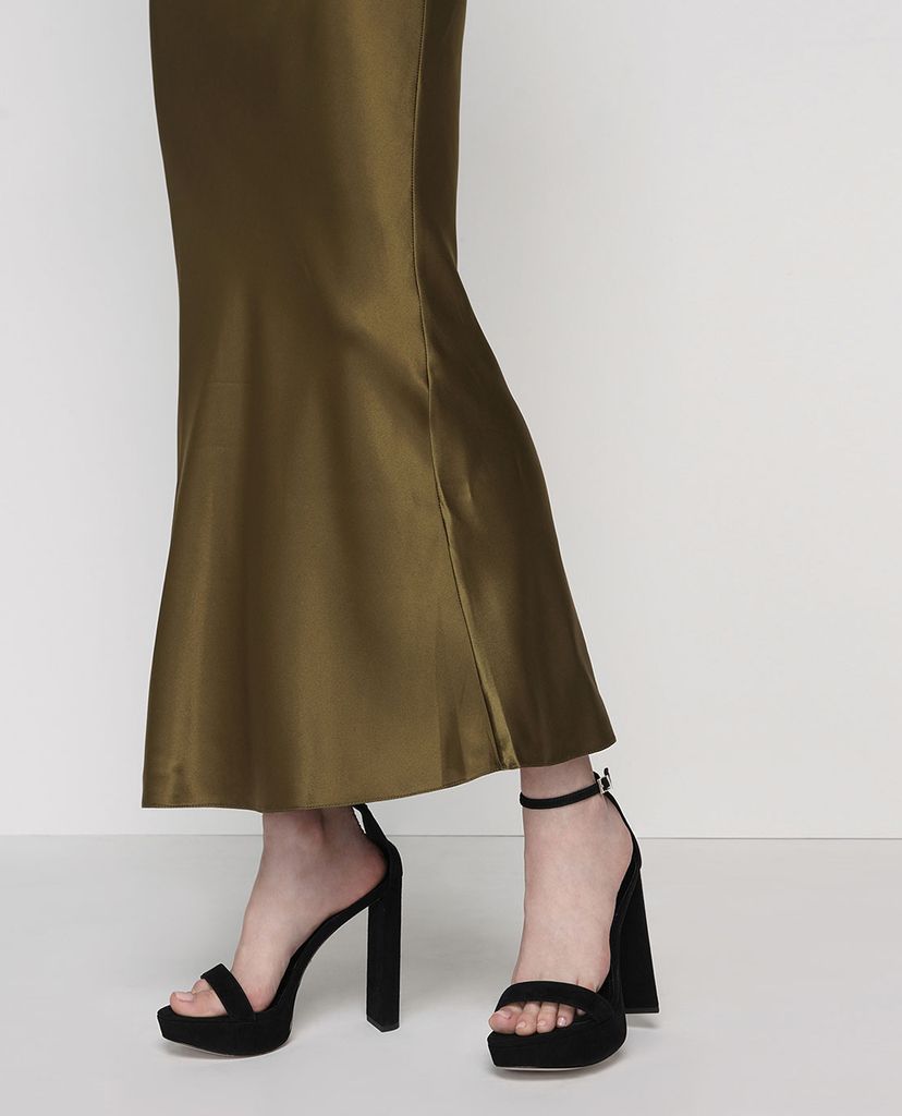 CHARLES & KEITH - Giày sandals cao gót hở mũi đế trụ Satin Platform