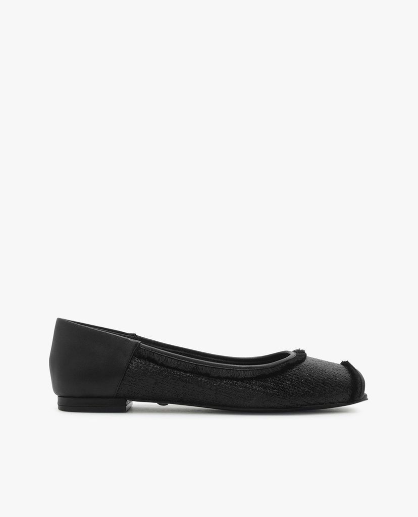 CHARLES & KEITH - Giày búp bê nữ hở mũi Leather Peep