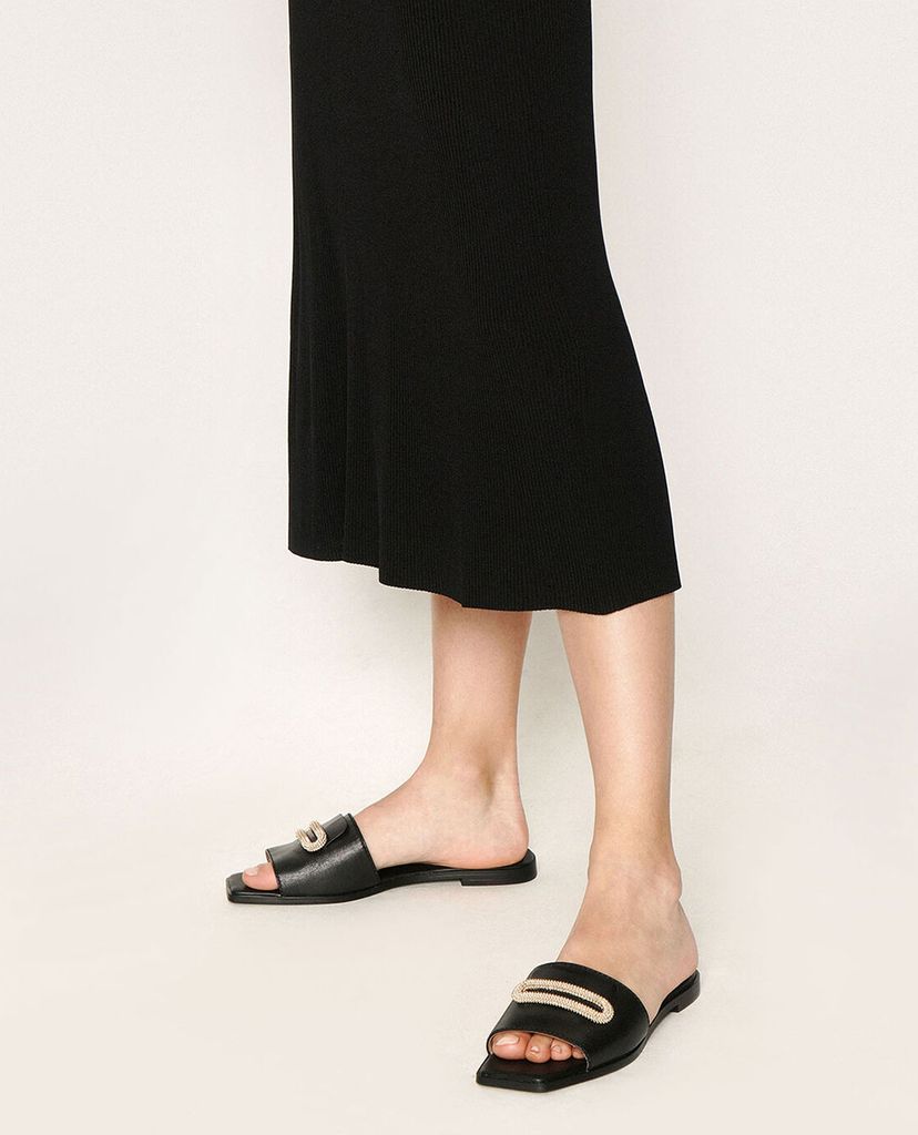 CHARLES & KEITH - Giày sandal nữ quai ngang Leather Metallic Accent