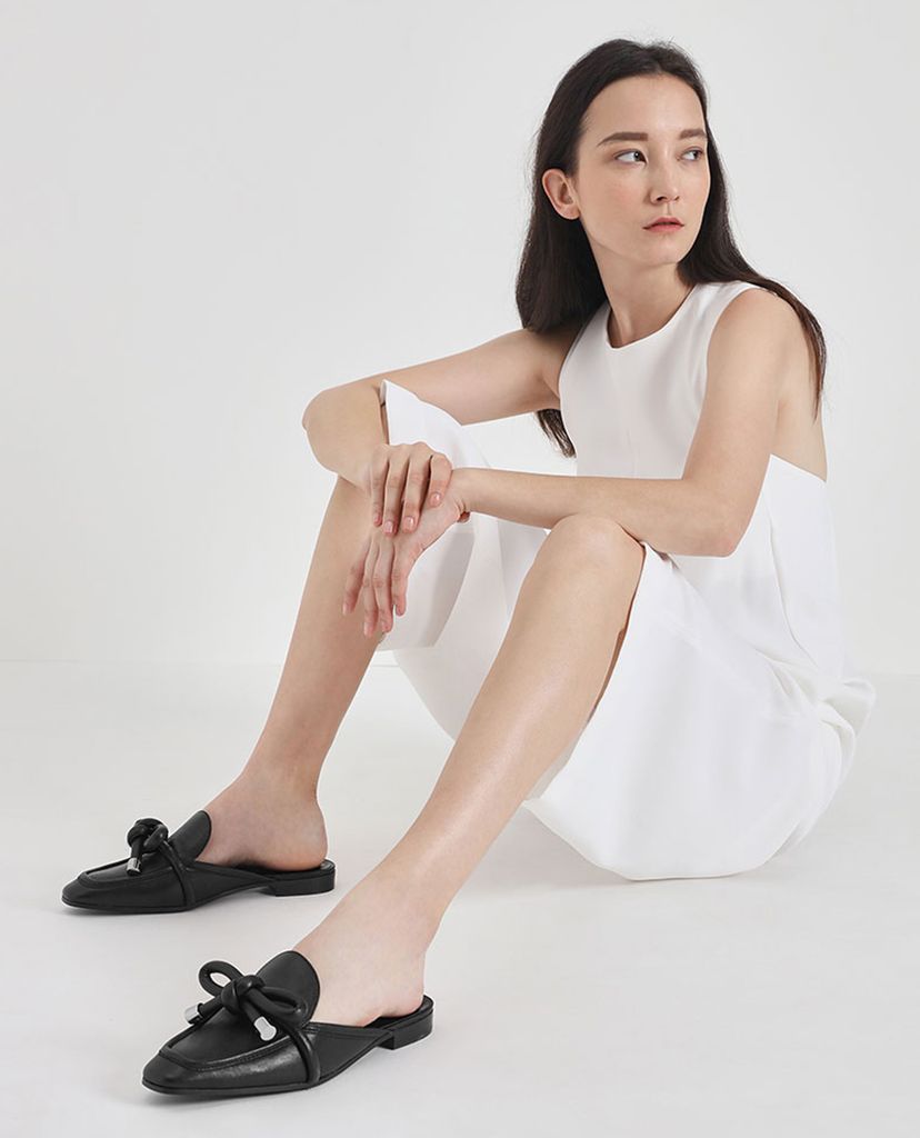 CHARLES & KEITH - Giày đế bệt phối nơ thắt Leather Bow