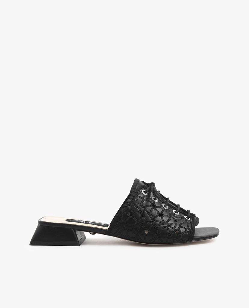 CHARLES & KEITH - Giày sandal nữ thắt dây Embroidered Lace Up