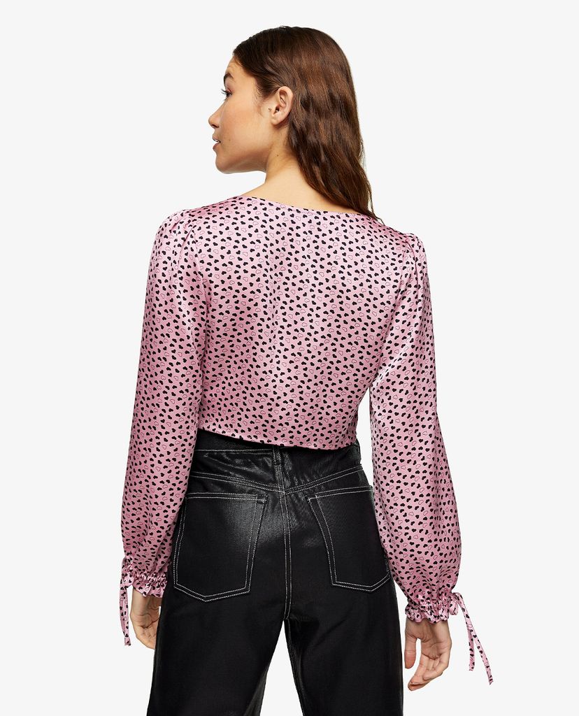 TOPSHOP - Áo kiểu nữ cổ vuông tay dài phom croptop Pink Heart Print Satin
