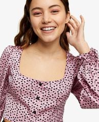 TOPSHOP - Áo kiểu nữ cổ vuông tay dài phom croptop Pink Heart Print Satin